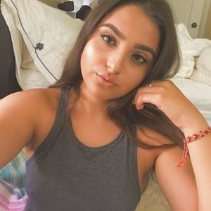 Meet your Posher, Anjali